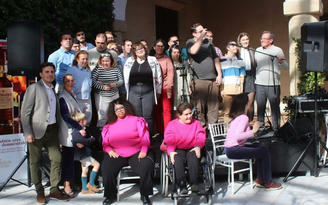 La VIII Gala Solidaria Afamedis, un éxito